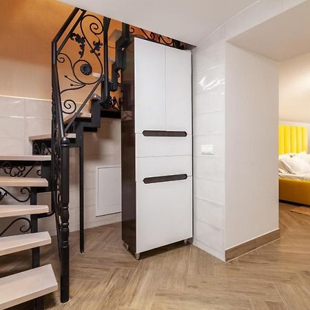 Avangard Saint Teodora III Apart Lvov Exteriér fotografie