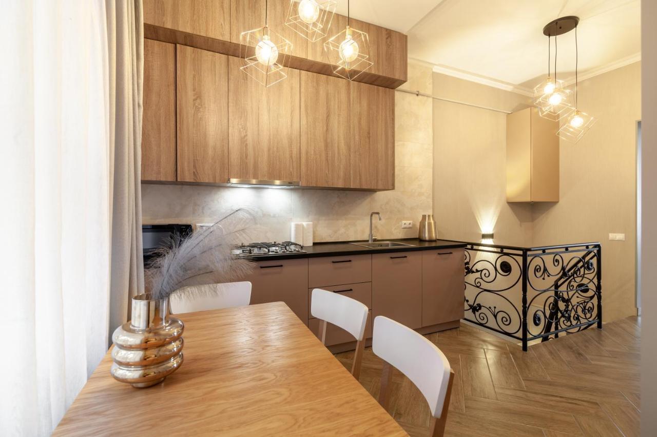 Avangard Saint Teodora III Apart Lvov Exteriér fotografie